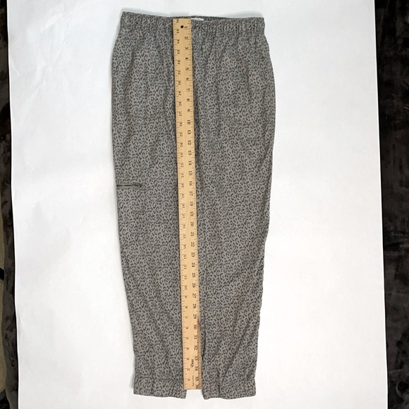 Nicole Miller size small 100% Lyocell animal print joggers - Picture 9 of 15